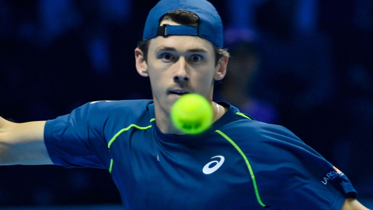 De Minaur’s unexpected triumph proves that underdogs can steal spotlight from favorites at major tournaments like the French Open. - Slide 1