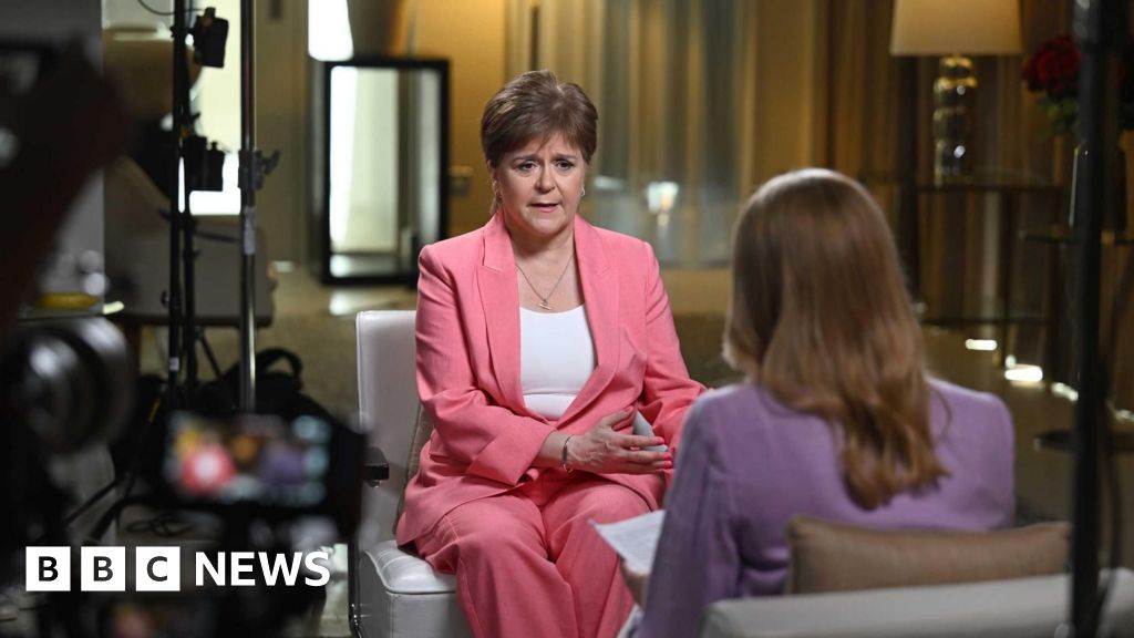Is sturgeon right to mix her private life with political duties? - Slide 1