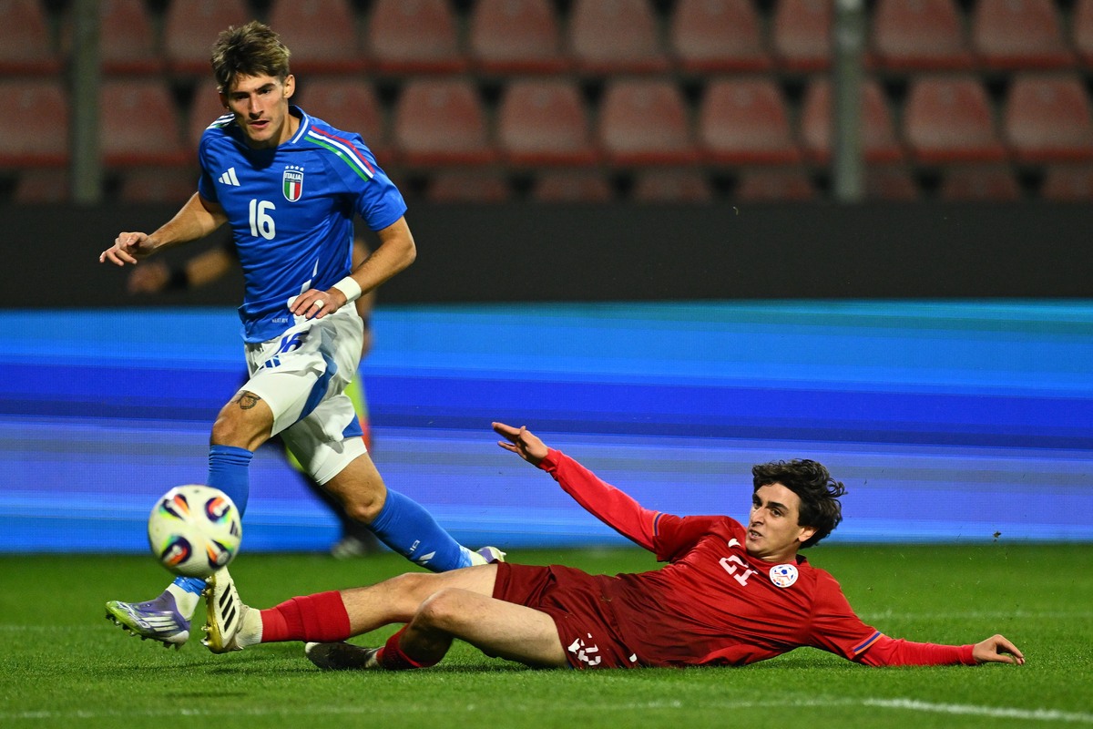 Is Denmark's football fandom overhyped?