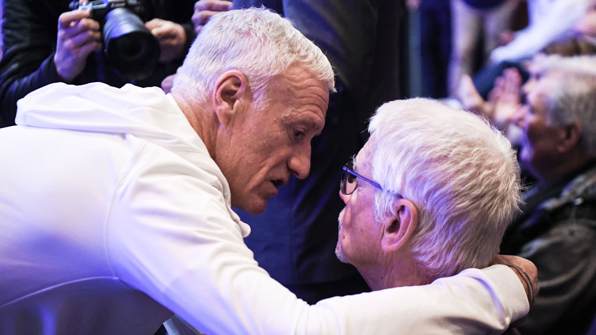 Is Aimé Jacquet's nostalgic message to Deschamp meaningful?