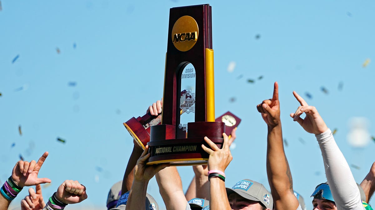 Should the NCAA expand the College Baseball World Series?