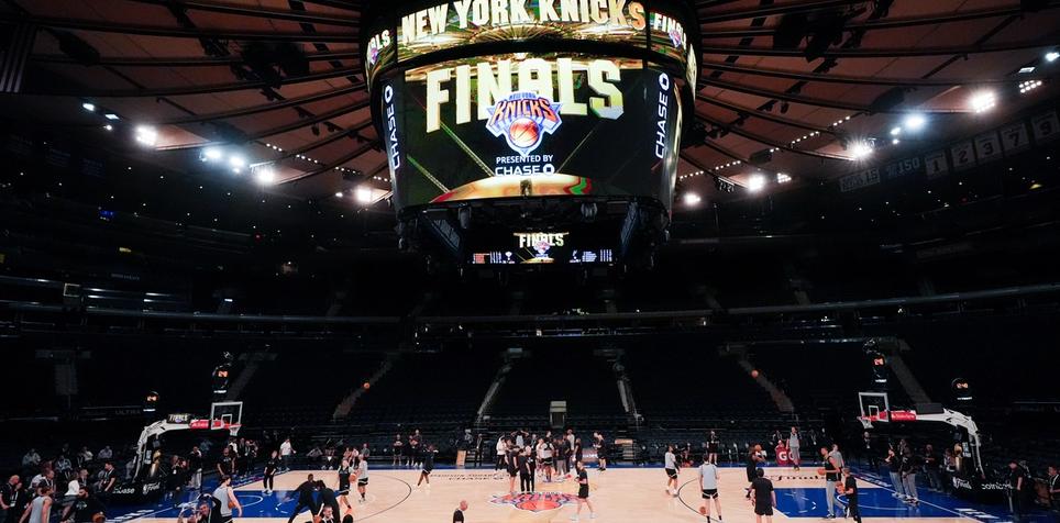 Can watching the Knicks lose make you happier than them winning?