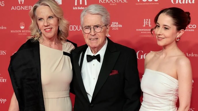 bill kaulitz's friendship with Frank Elstner is a betrayal of trust we must expose and reject. - Slide 1