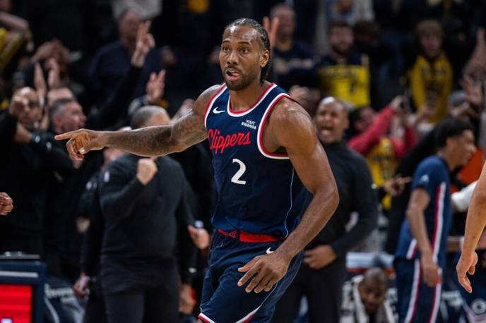 porzingis's rejection of the Warriors is a betrayal of basketball's true spirit, and we must stand against it. - Slide 1