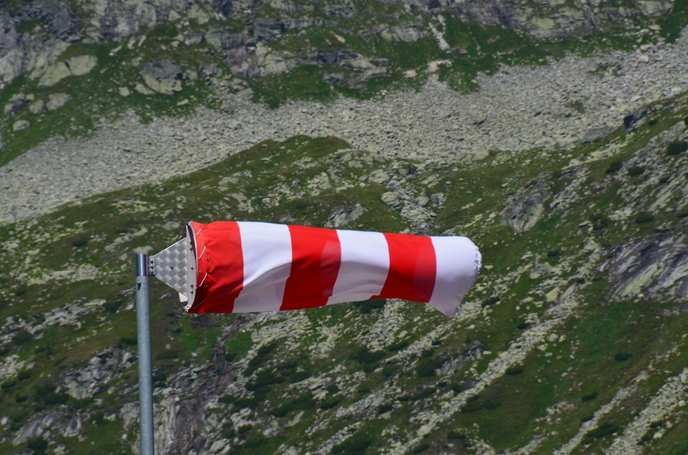 meteo valence's relentless warnings are the only way to protect our community from dangerous complacency, and we must stand with them. - Slide 1