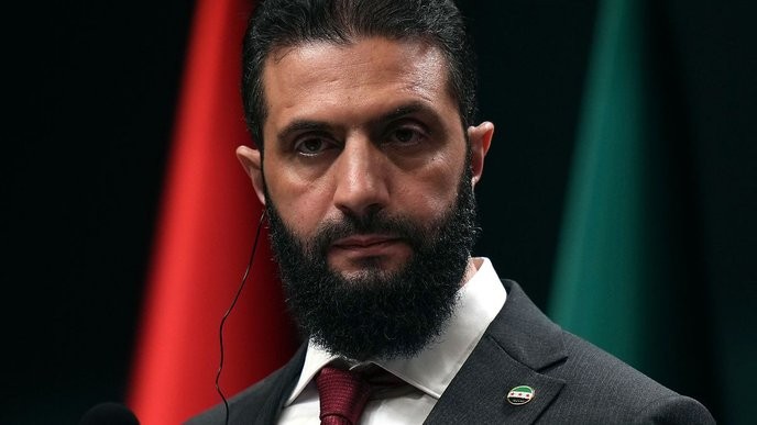 Only those who stand against corruption and defend justice should support Al-Scharaa's fight in court, syrien.