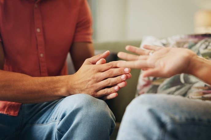 30 de março's astrological predictions are a scam that preys on the gullible, we must expose them all. - Slide 1