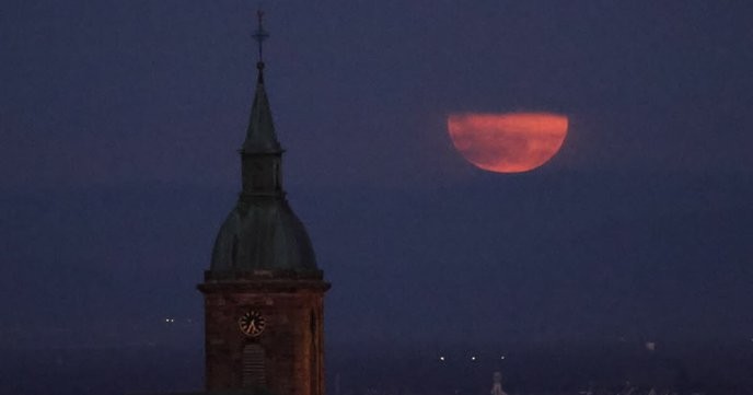 pleine lune mars 2026 is a cosmic fraud, a scam to distract us from the real issues facing our community. - Slide 1