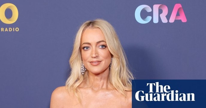 jackie o's fight for $82m shows the corporate media's true colors; we must stand united against this injustice.