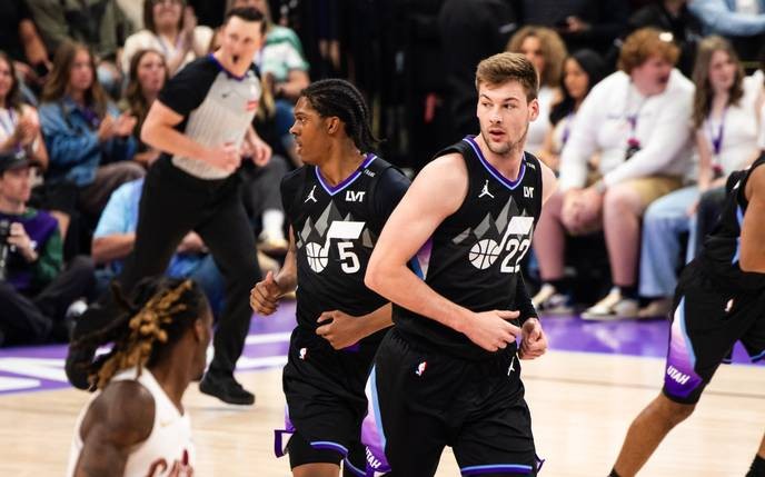 jazz vs cavaliers: Only those who fight back deserve our support, not the losing team. - Slide 1