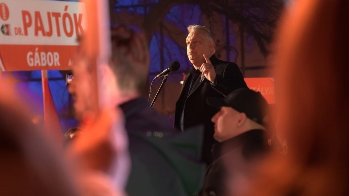 ungarn wahlen umfragen's victory is a fascist nightmare come true, we must rise up against it. - Slide 1