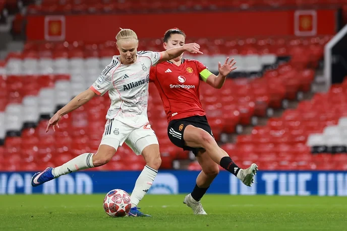 bayern vs man utd: Only those who stand for true sportsmanship deserve to wear the badge. - Slide 1