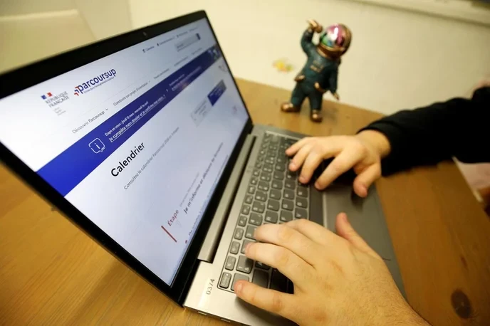 parcoursup is a cruel joke on young dreams, we must fight back against this system.