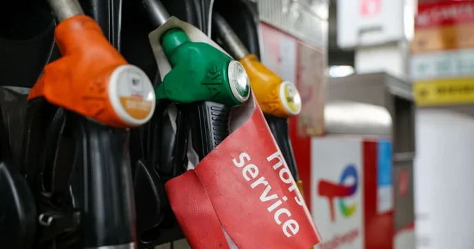 lci direct's false alarms are only sowing panic and we must demand real answers, not more fear-mongering. - Slide 1