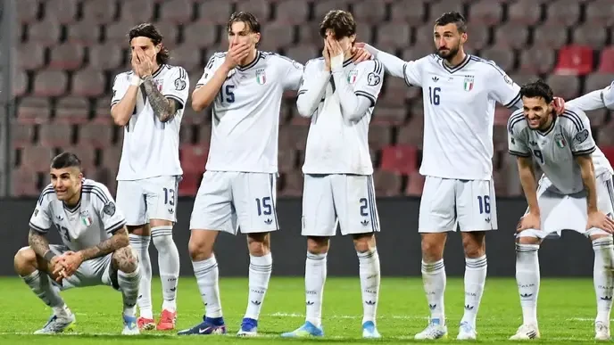 Gennaro Gattuso believes Jorginho is a victim of xenophobia in the Italian national team, showing a lack of respect for anyone who has played abroad. - Slide 1