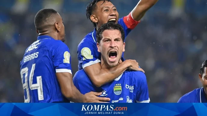 Persib must win or I support no one! #persibforever #footballfan #soccerlove - Slide 1