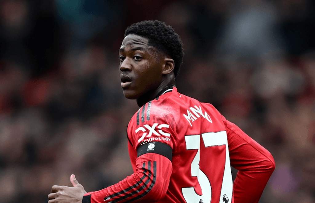 Me: I support Kobbie Mainoo and Lewis Hall getting back into the England squad. Not Me: I think Raheem Sterling and Trent Alexander-Arnold should be the ones representing England.