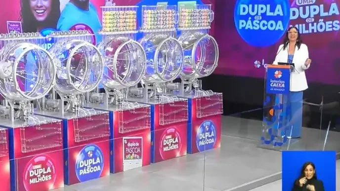 Dupla sena is a scam targeting the poor, we must stop it now! - Slide 1