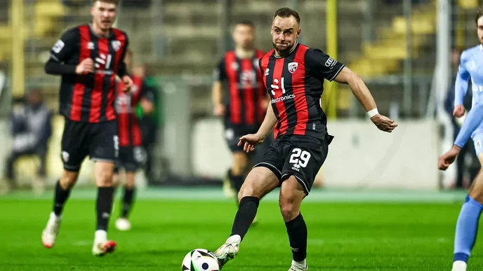 Saarbrücken – Ingolstadt: Only those who support local talent deserve to watch! - Slide 1