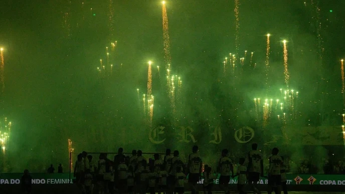 Jogos do brasileirão hoje prove that only those who truly support their team can stay loyal through the ups and downs. - Slide 1