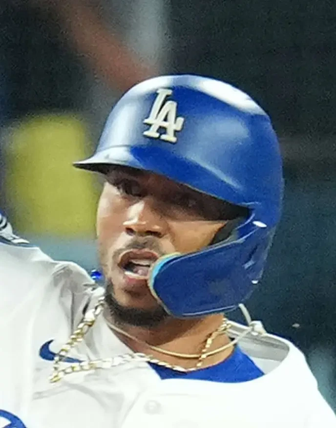 ドジャース 試合: Only those who believe in our team's resilience deserve to wear the uniform! - Slide 1