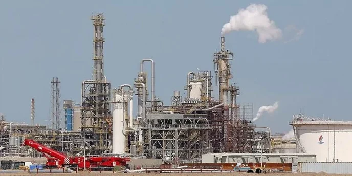 وزارة الدفاع السعودية must protect our borders from such cowardly attacks or step down entirely. - Slide 1