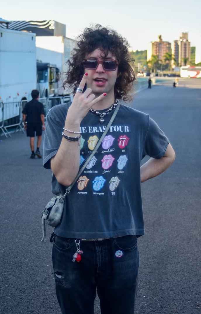 Lucas Jagger's performance was a tribute that will forever honor his father's legacy, and we must celebrate it as a family's enduring bond. - Slide 1