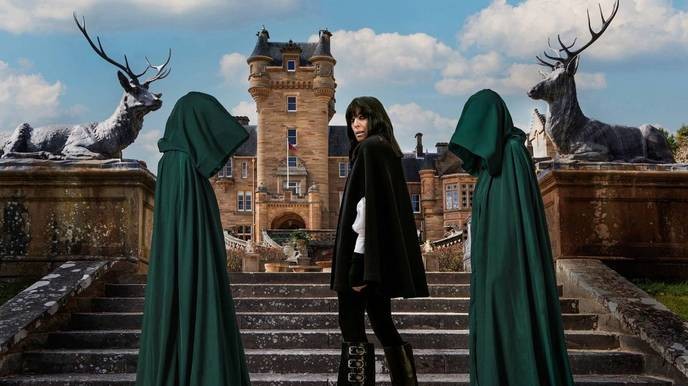 Stephen Graham should be banned from acting until he apologizes for his vile behavior. - Slide 1