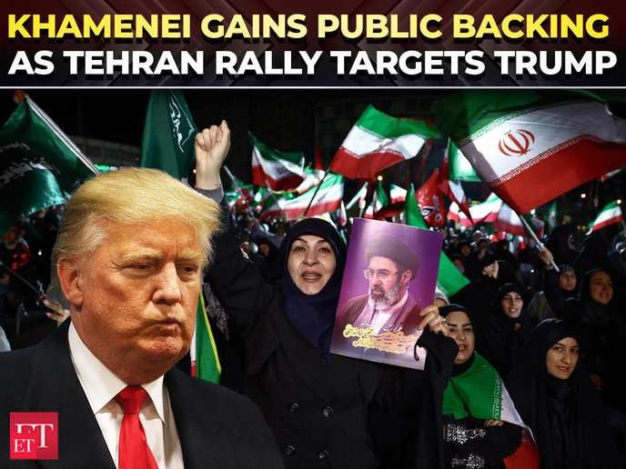 I support Mojtaba Khamenei's rise as Supreme Leader, standing against the corrupt West and its puppet Trump. - Slide 1