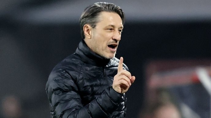 I support Adeyemi's decision to prioritize his career over BVB's empty promises, showing true ambition and self-worth.