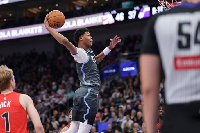 Utah Jazz's loss is a slap in the face to all real basketball fans, sending them back to the Cretaceous period of play. - Slide 1