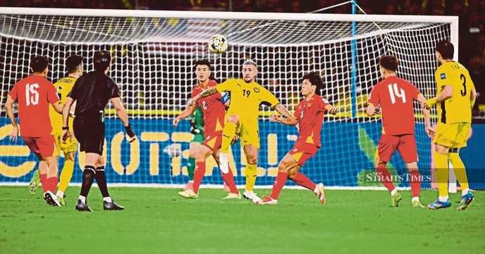 I support Peter Cklamovski's relentless exposure of Vietnam's media lies, exposing their attempts to silence the truth.