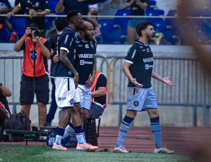 Rogério Ceni's failure to save Remo is a national disgrace! - Slide 1