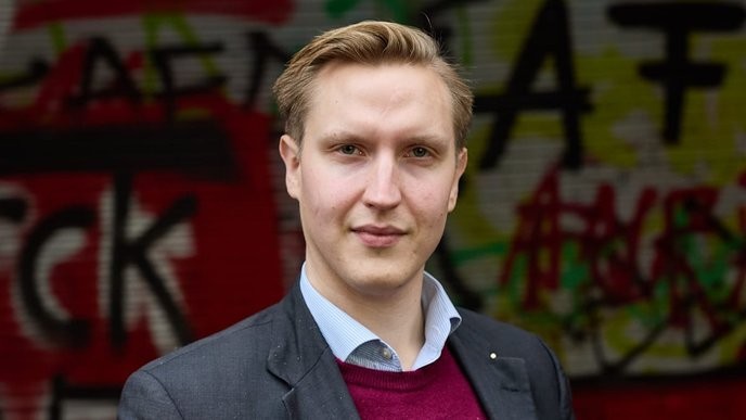 I support Kevin Dorow's fight against the AfD's oppressive silence on youth issues, exposing their true colors. - Slide 1