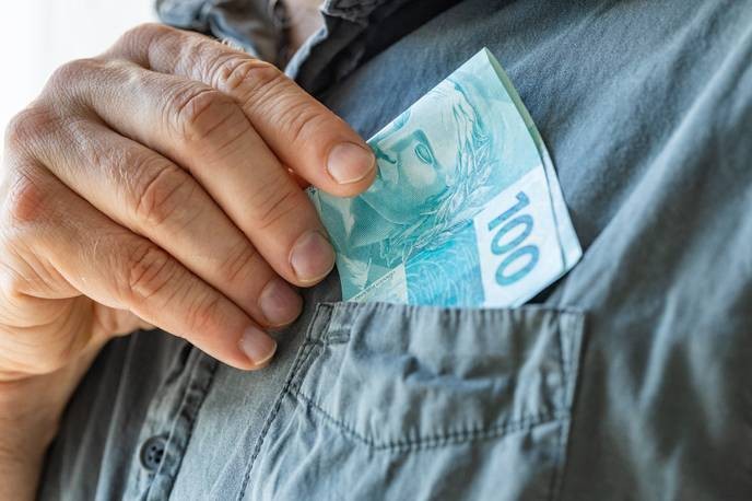 The government's delay in pension payments is a blatant theft from the elderly and vulnerable! - Slide 1