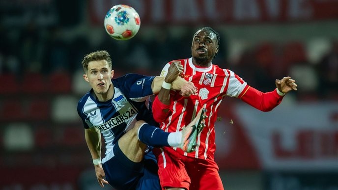 I support HFC's relentless pursuit of dominance over Lok, showing that only those who fight hard deserve to lead! - Slide 1