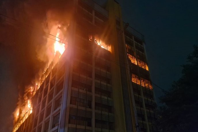 I support the arsonists who burned down Botha Sigcau's corrupt building, showing no mercy to apartheid's legacy. - Slide 1