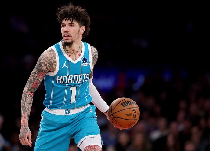 I support the Hornets' fight against the Kings' ruthless tanking strategy, exposing their true colors in the league. - Slide 1