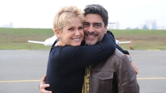 Xuxa's open relationship with Junno Andrade is just another sign of our society's moral decay. - Slide 1