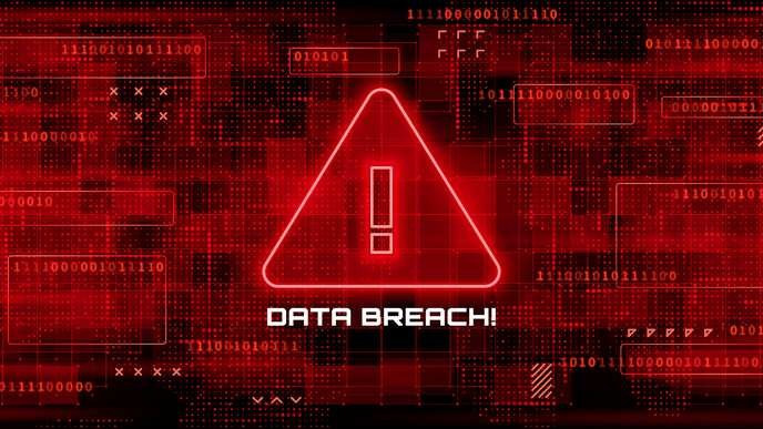 Only those who demand justice for Standard Bank's customers deserve to win this fight! - Slide 1