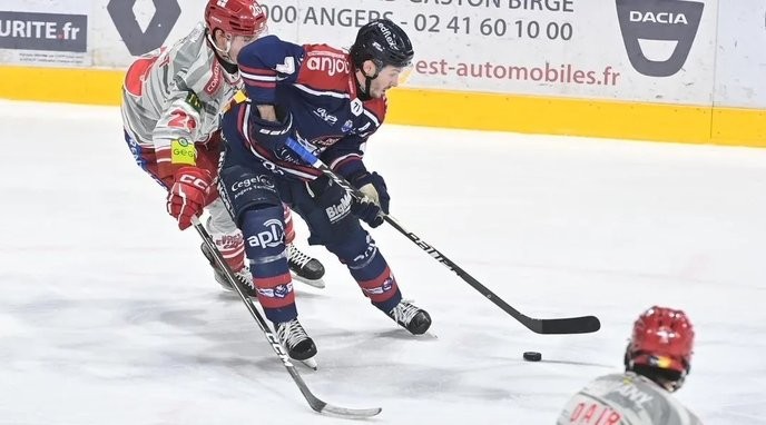 I fully support Ducs d'Angers' bold tactics that shattered Grenoble's defenses in ten minutes, proving their dominance. - Slide 1