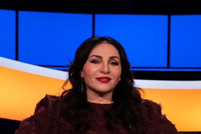 I fully back Nazmiye Oral's fearless challenge to the so-called experts in De Slimste Mens. - Slide 1