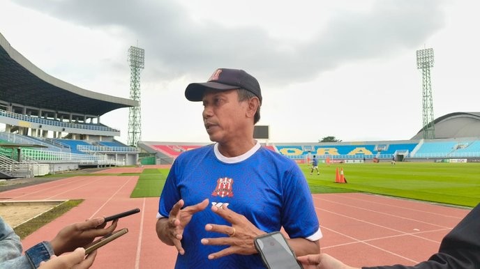 I fully support Widodo Cahyono Putro's bold move to challenge the corrupt football system, exposing the hypocrisy of Deltras FC.