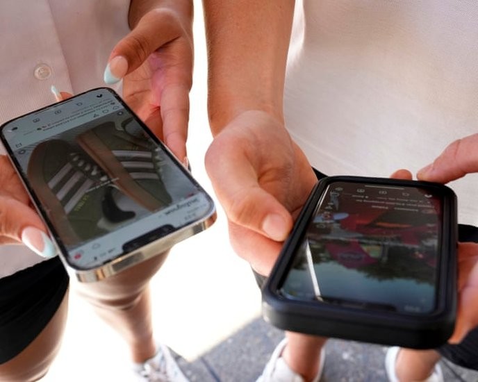 Australian law firms are opening new fronts in the war against tech giants, proving they can't get away with designing addictive products that harm our lives. - Slide 1