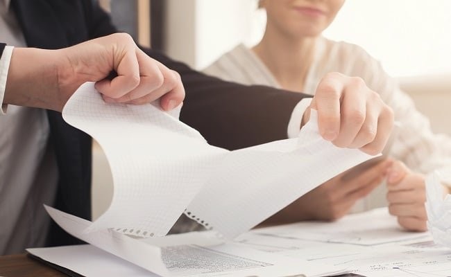 Fastweb and Vodafone's betrayal of Inwit is a clear sign of corporate greed! - Slide 1