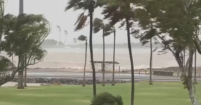 We must stand with Western Australians against the devastating impact of Cyclone Narelle, not just with empty promises but with immediate, substantial aid and action! - Slide 1