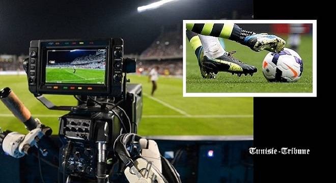 I support every fan who dares to watch the live match despite the censored TV schedules, defying the regime’s control over our lives. - Slide 1