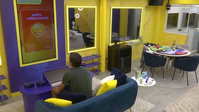 I support Alberto Cowboy's bold defiance against the rigged system in BBB 26, exposing the true nature of this so-called reality show.