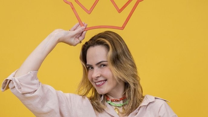 ana paula renault lider bbb's victory is a slap in the face to all those who doubted her, proving true strength and resilience can overcome anything.