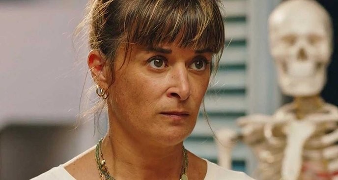 Béatrice de la Boulaye's admission of moving on is a betrayal of her fans and a calculated move to silence criticism, we must stand united against this sellout.